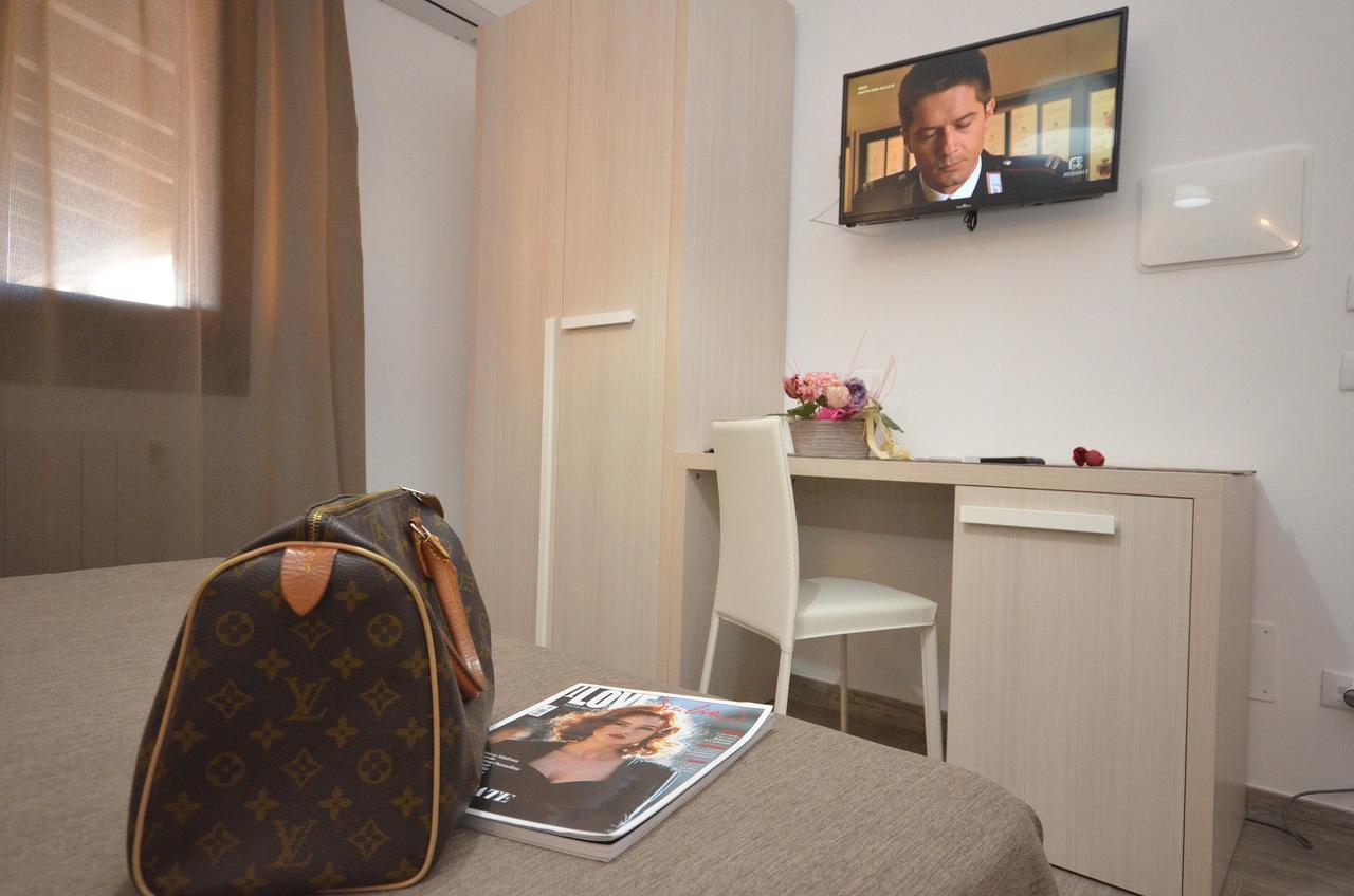 B&B Timpe Bianche กัสเตลลุซโซ ภายนอก รูปภาพ